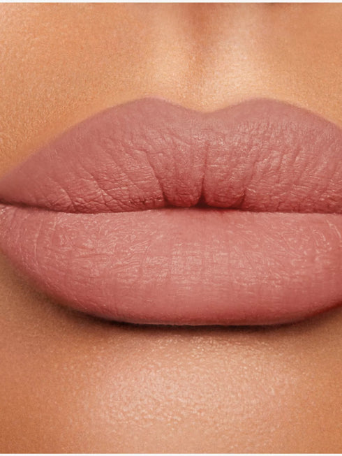 Lip Cheat Re-Shape & Re-Size Lip Liner